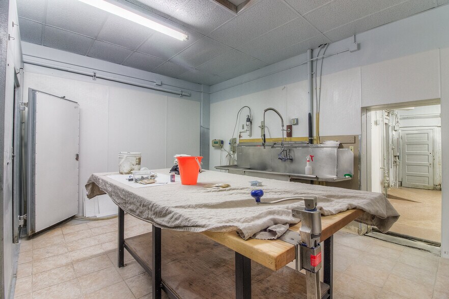 More Photos Of 5 N Front St, Yakima Restaurant For Lease