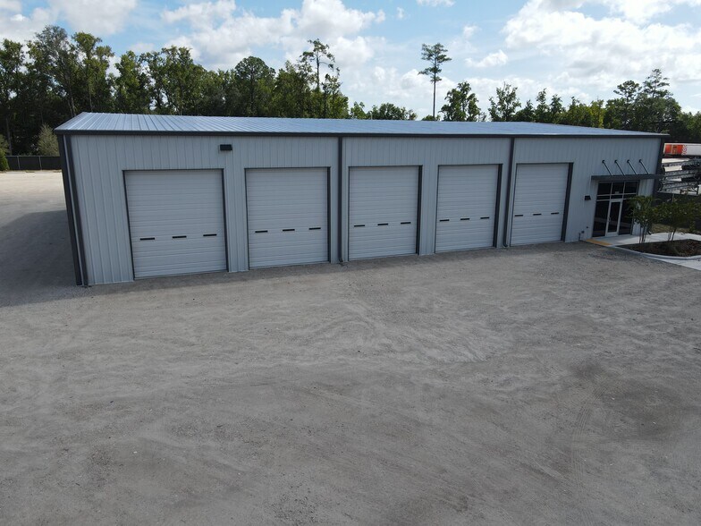 More Photos Of 3535 Rio Grande Ave, Jacksonville Warehouse For Lease