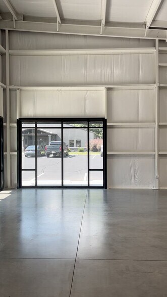 Primary Photo Of 407 Ross Ave, Easley Distribution For Lease