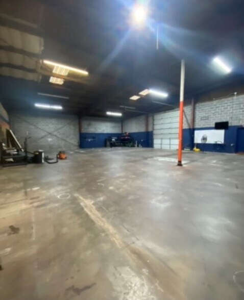 More Photos Of 10302-10308 Cash Rd, Stafford Warehouse For Lease