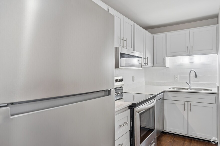 More Photos Of 600 Martin Luther King Jr Blvd, Chapel Hill Apartments For Sale