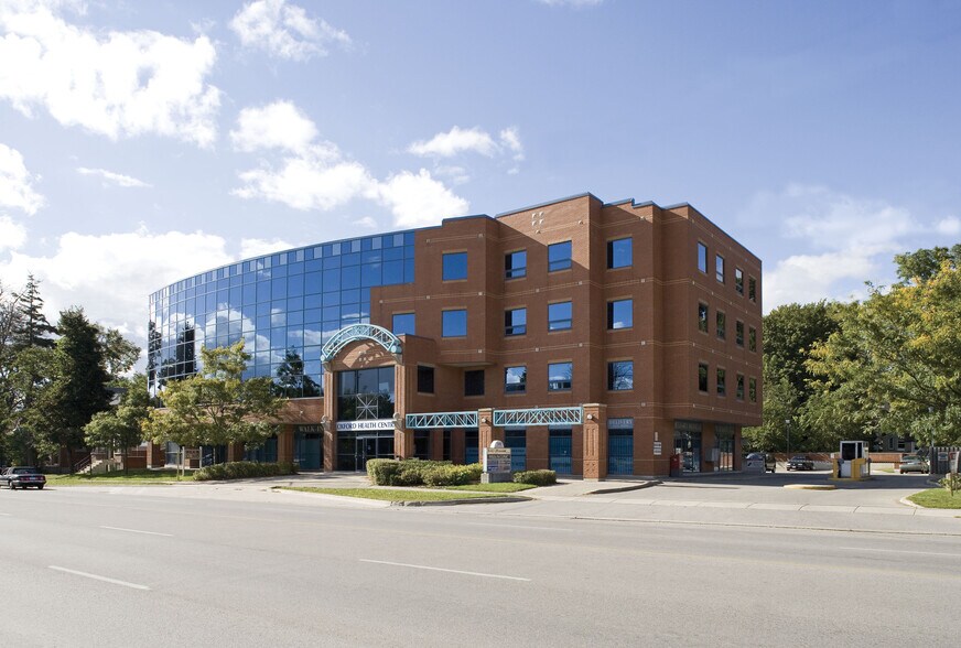 More Photos Of 140 E Oxford St, London Medical For Lease