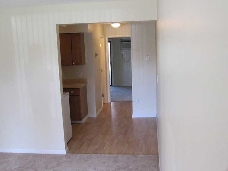 More Photos Of 4130 Oak Park Dr SE, Grand Rapids Apartments For Sale