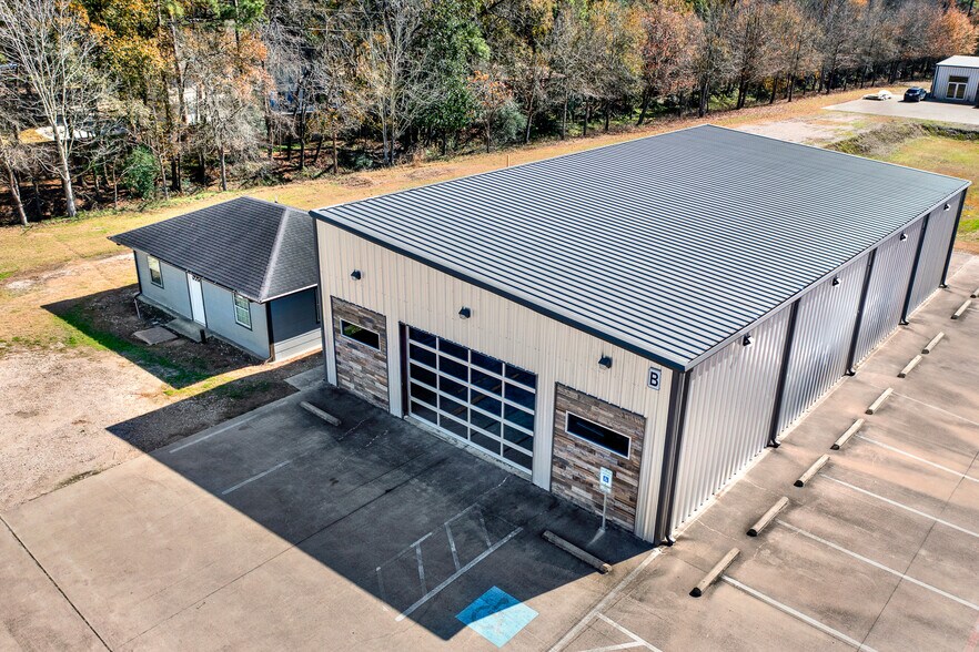 Primary Photo Of 11551 Louetta Rd, Houston Showroom For Lease