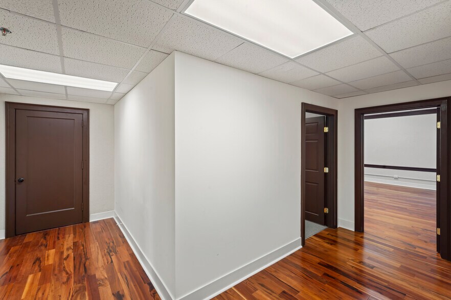 More Photos Of 216 Crown St, New Haven Office For Sale