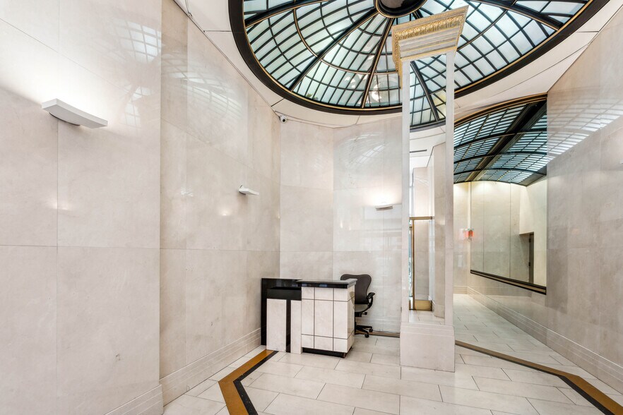 More Photos Of 6 W 48th St, New York Office For Lease