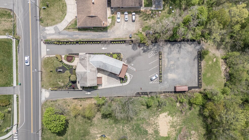 More Photos Of 355 Buckelew Ave, Monroe Township Freestanding For Sale