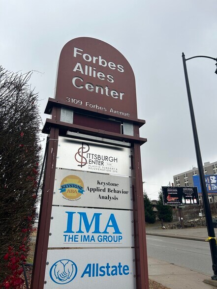 More Photos Of 3109 Forbes Ave, Pittsburgh Medical For Lease