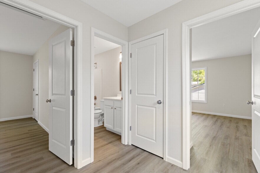 More Photos Of 275-277 Broadway St, Irvine Apartments For Sale