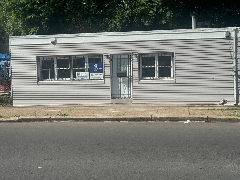 Primary Photo Of 393 Brunswick Ave, Trenton Freestanding For Sale