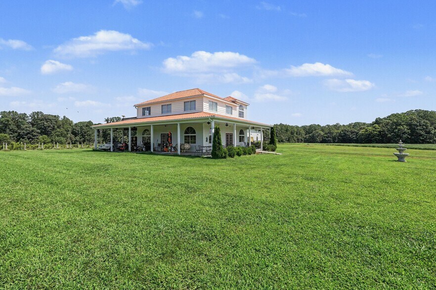More Photos Of 495 Meadow Landing Ln, Caret Winery Vineyard For Sale