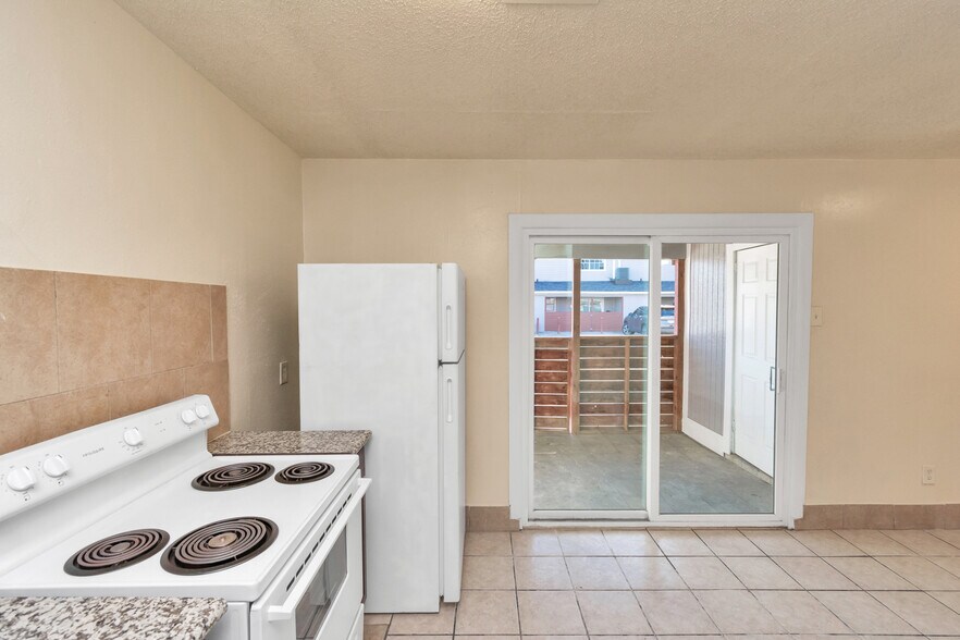 More Photos Of 6659 Brittmoore rd, Houston Multifamily For Sale