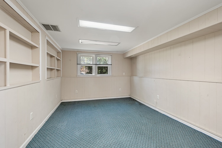 More Photos Of 30 Brant Ave, Clark Office For Sale