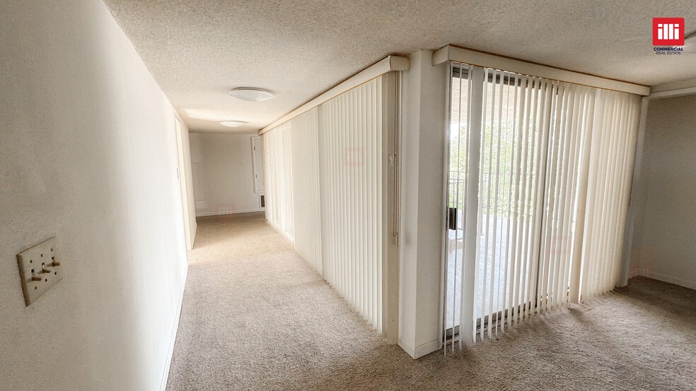 More Photos Of 17517 Ventura Blvd, Encino Storefront Retail Residential For Lease