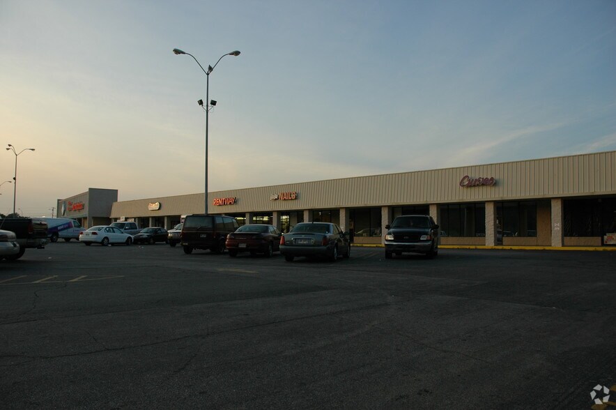 More Photos Of 103 Talmadge Dr, Moultrie Freestanding For Sale