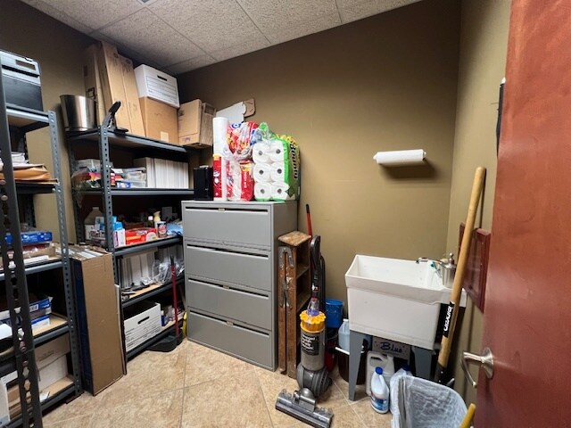 More Photos Of 707 Ridgeview Dr, McHenry Flex For Sale