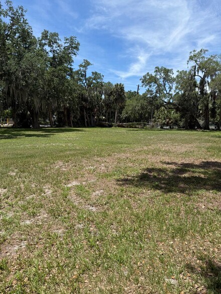 More Photos Of 1812 W 1st St, Sanford Office For Lease