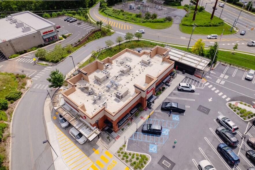 More Photos Of 115 Plaza 611 Ln, Stroudsburg General Retail For Sale