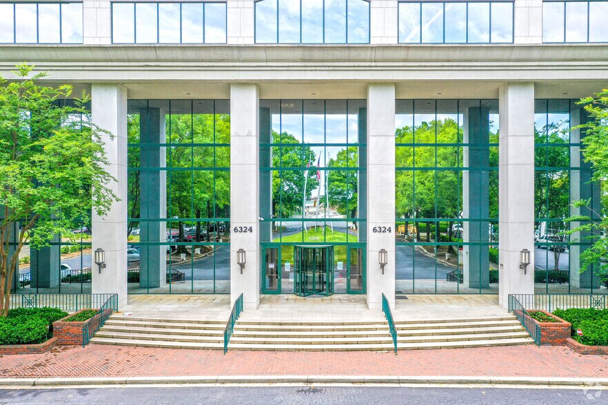 More Photos Of 6324 Fairview Rd, Charlotte Office For Lease