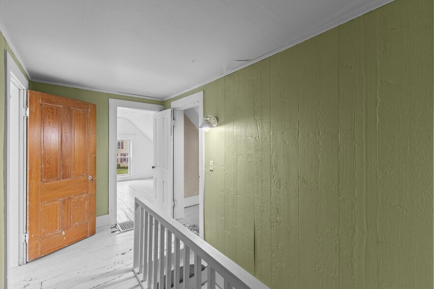 More Photos Of 4103 Broadway, Grove City Freestanding For Sale