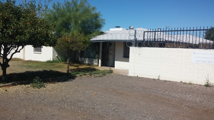 More Photos Of 6610 W Orangewood Ave, Glendale Warehouse For Sale