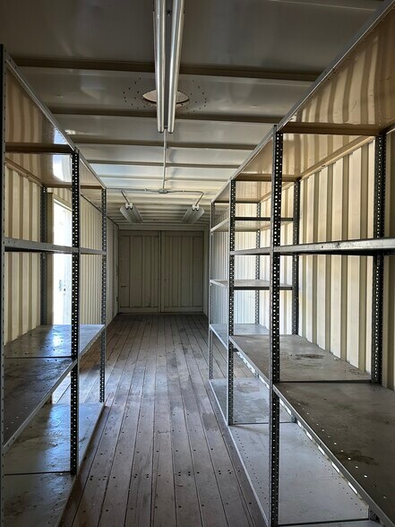 More Photos Of 25824 Springbrook Ave, Santa Clarita Flex For Sale