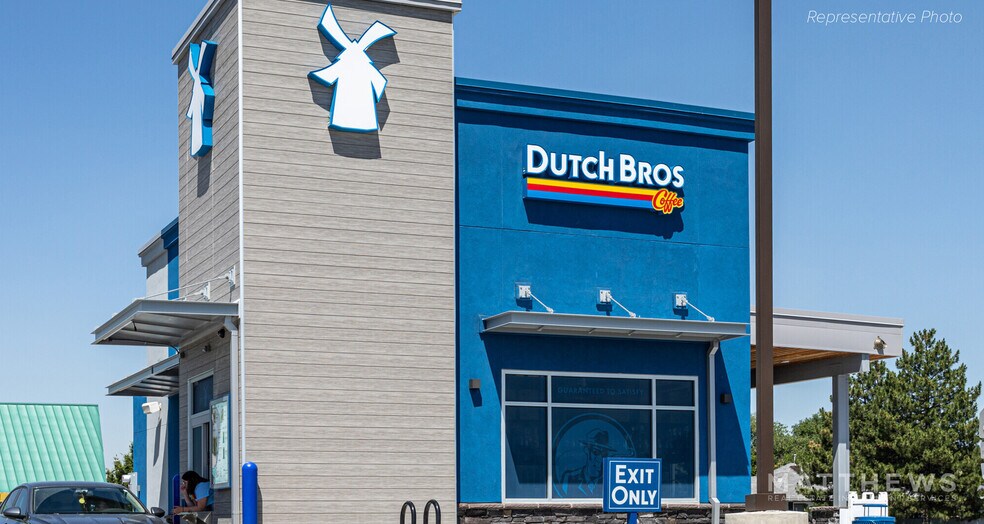 More Photos Of 781 N 2nd St, Clarksville Fast Food For Sale