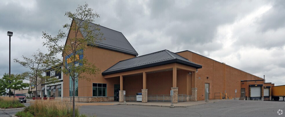 More Photos Of 3030-3210 Wonderland Rd S, London Unknown For Lease