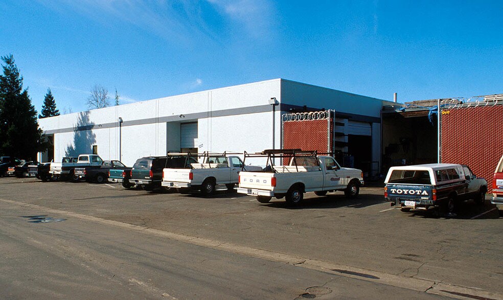 More Photos Of 3251 Monier Cir, Rancho Cordova Warehouse For Sale