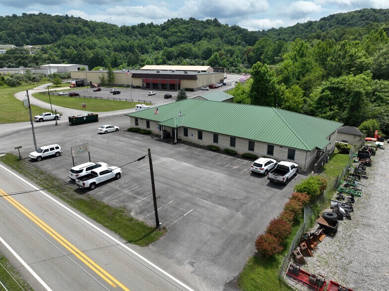 Primary Photo Of 2031 Pleasant Valley Rd, Fairmont Medical For Lease