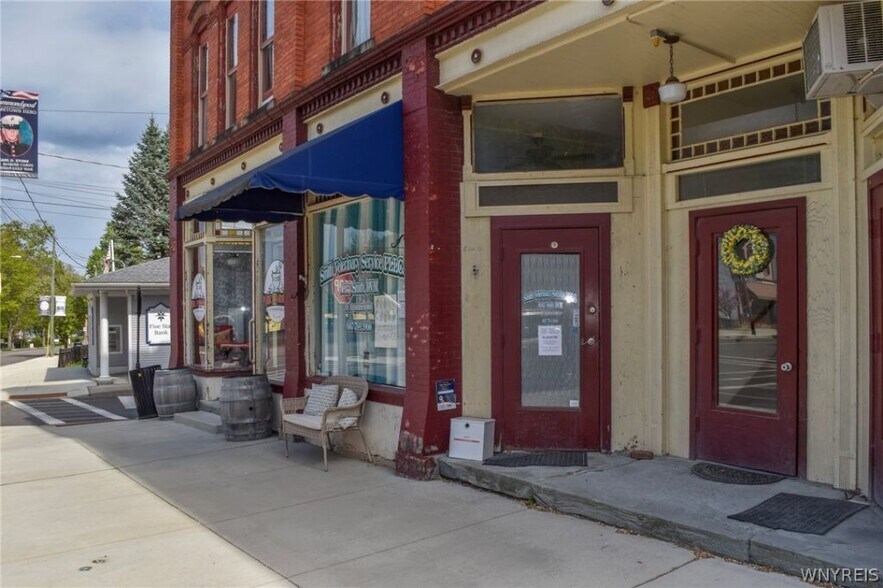 More Photos Of 27 Shethar St, Hammondsport Apartments For Sale