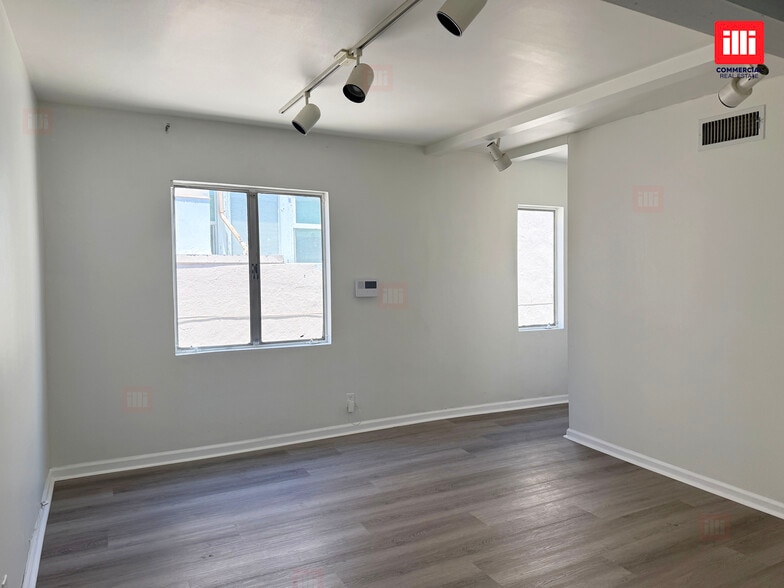 More Photos Of 1955 Westwood Blvd, Los Angeles Storefront Retail Residential For Lease