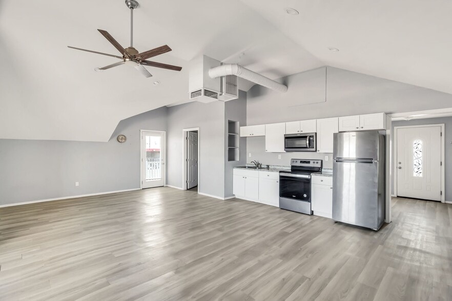 More Photos Of 517 S Lebaron St, Mesa Warehouse For Lease