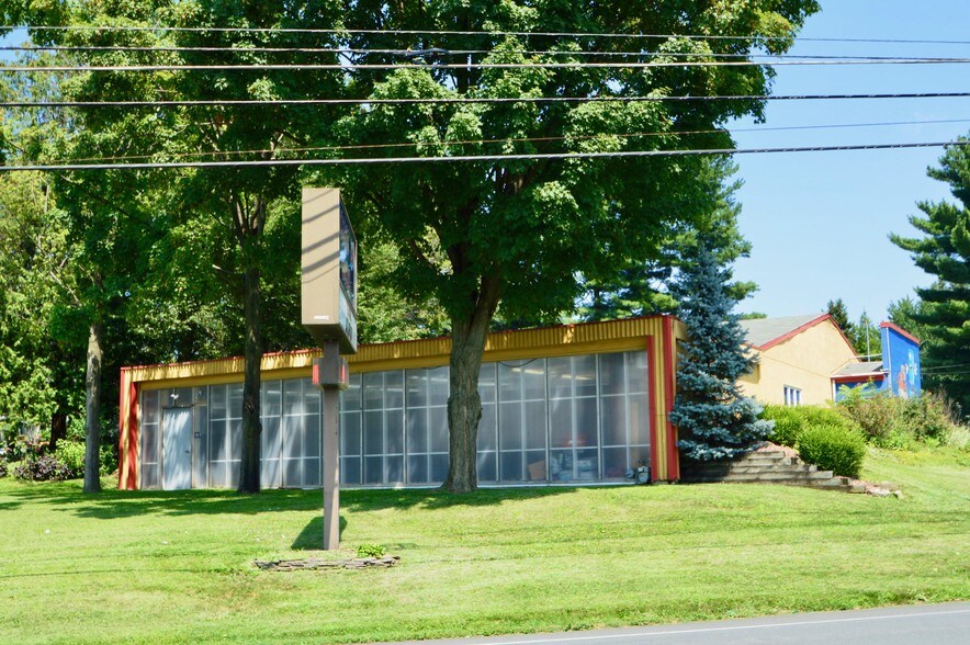 Primary Photo Of 3701 William Penn Hwy, Easton Freestanding For Sale