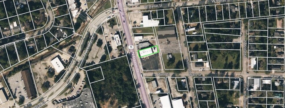 More Photos Of 1112 N Frazier St, Conroe Freestanding For Sale