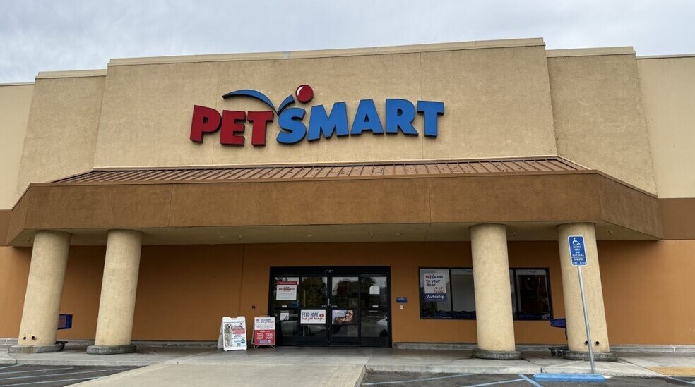 More Photos Of 5521 Mirage St, Yorba Linda Freestanding For Sale