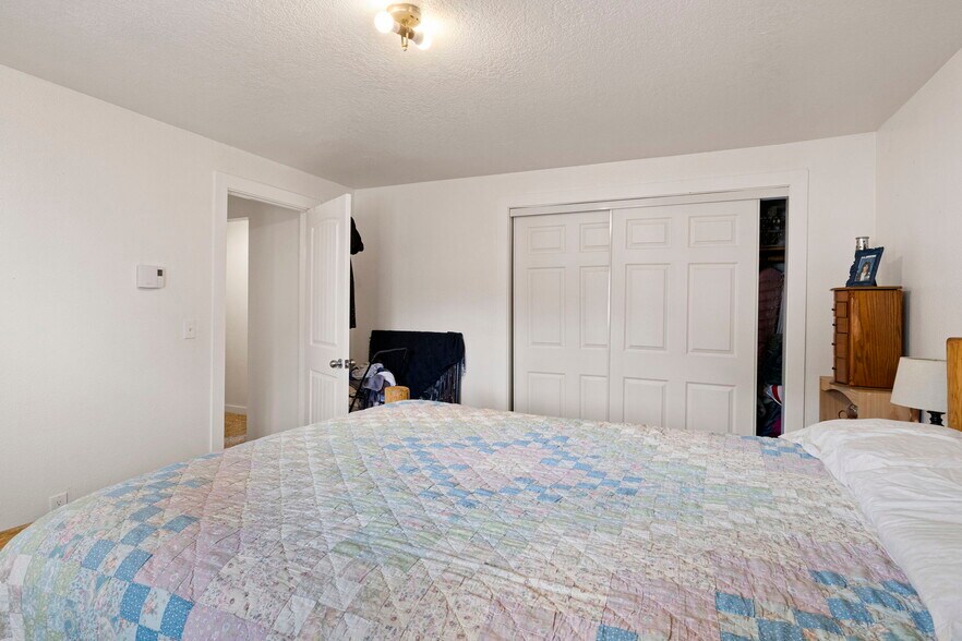More Photos Of 805-875 Gerth Ave NW, Salem Apartments For Sale