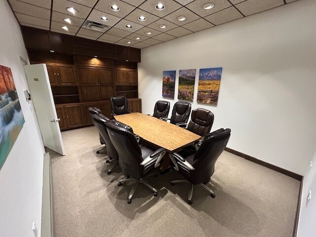 More Photos Of 3481 Pike Ridge Rd, Edgewater Storefront Retail Office For Lease