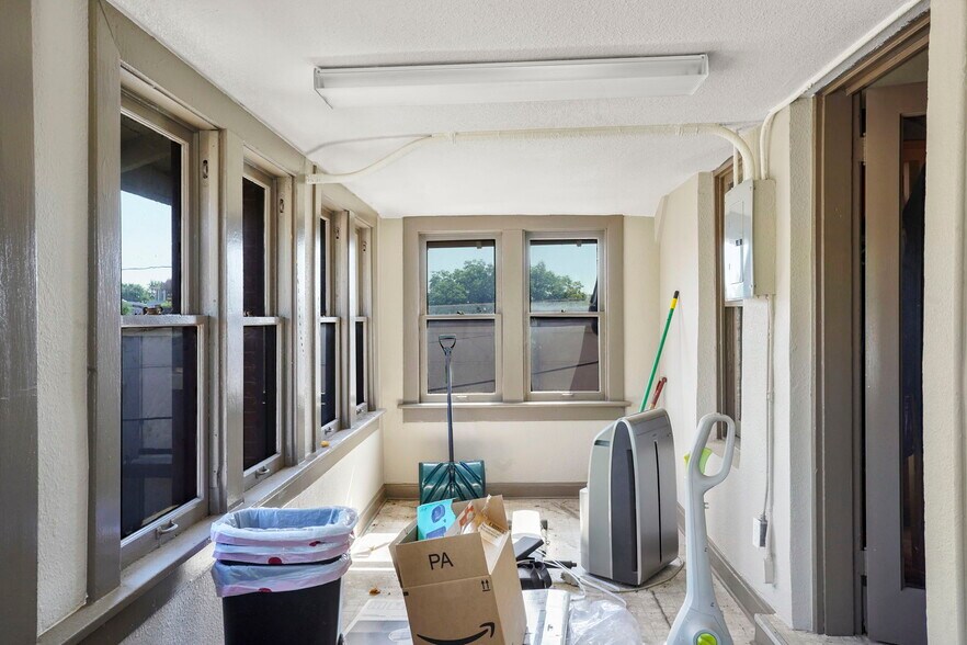More Photos Of 3025 W 38th Ave, Denver Medical For Sale
