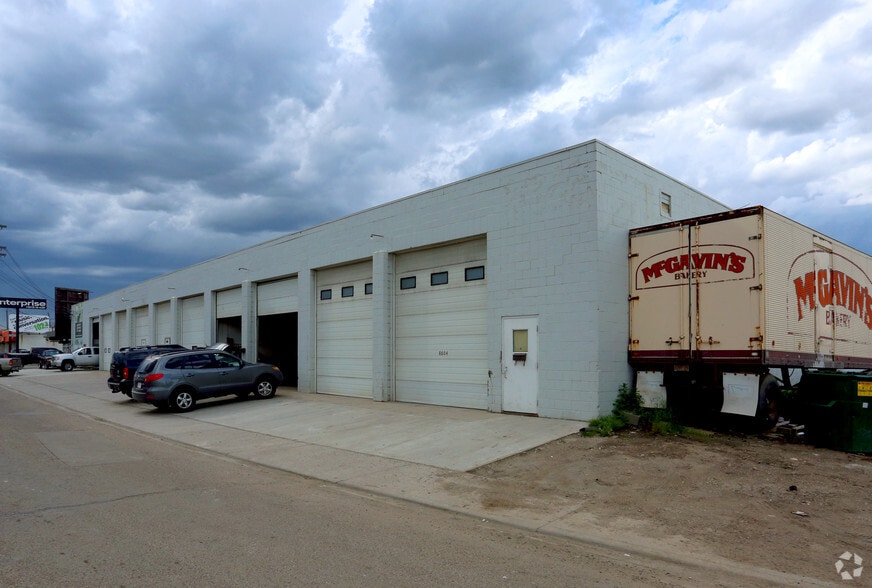 More Photos Of 8604 Yellowhead Trl NW, Edmonton Warehouse For Lease