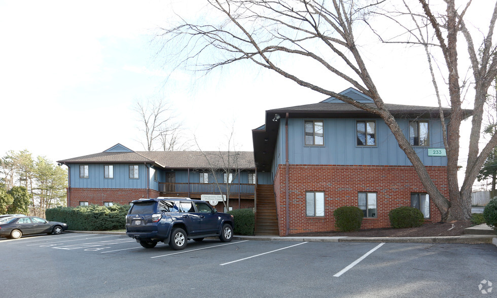 Primary Photo Of 233 Hydraulic Ridge Rd, Charlottesville Medical For Lease