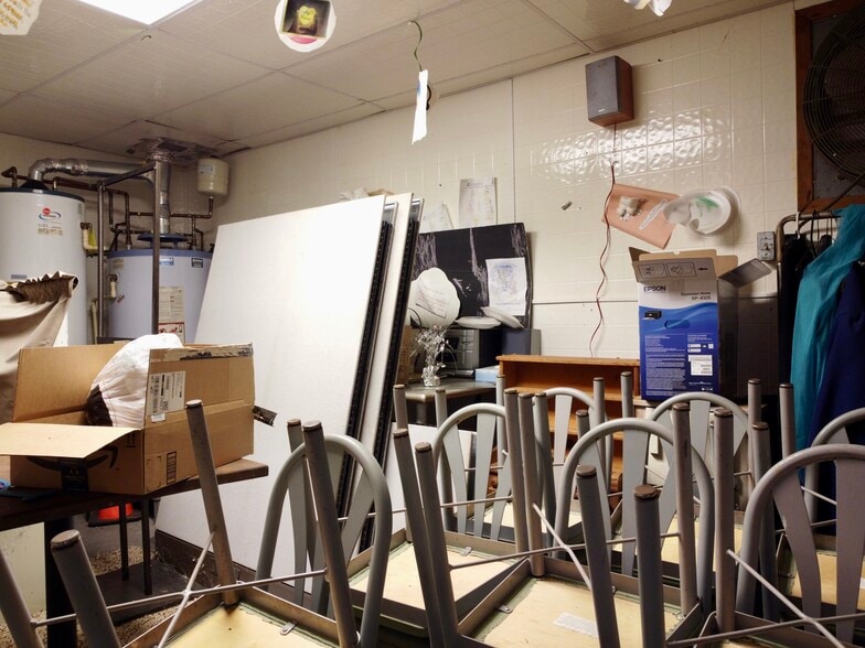 More Photos Of 10423 Flat Shoals Rd, Covington Restaurant For Sale