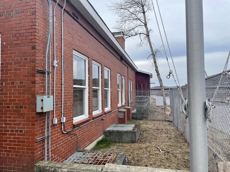 More Photos Of 63 Bridge Ave, Madawaska Land For Sale