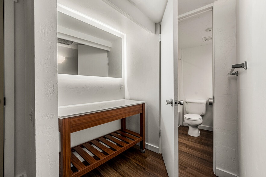 More Photos Of 26409 State Highway CA-189, Twin Peaks Specialty For Sale