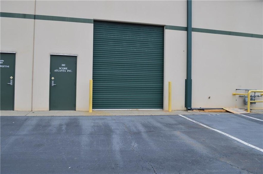 More Photos Of 975 Cobb Place Blvd, Kennesaw Light Distribution For Sale