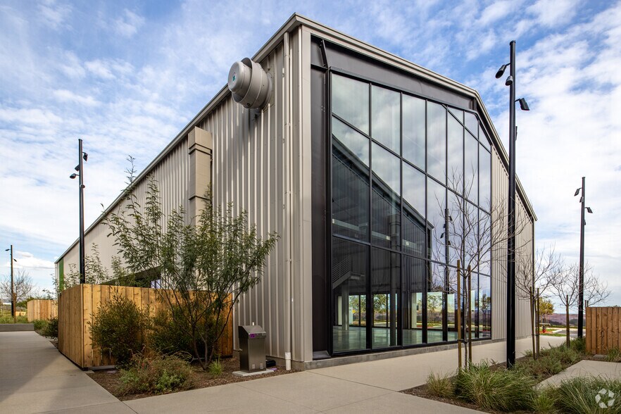 More Photos Of 1730 Flight Way, Tustin Unknown For Lease