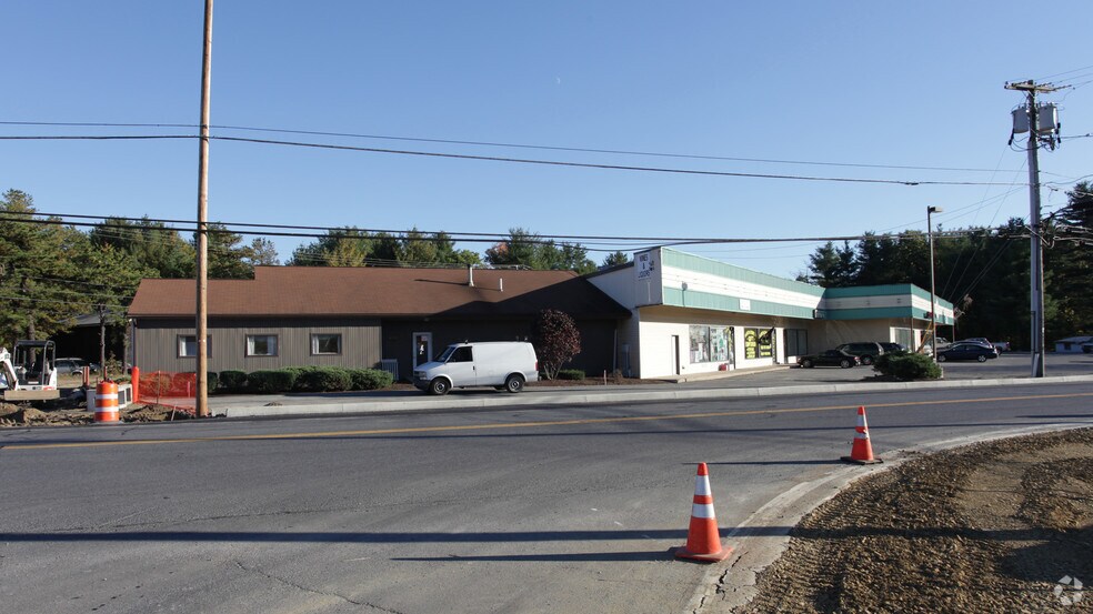 More Photos Of 1332-1348 Saratoga Rd, Gansevoort General Retail For Lease