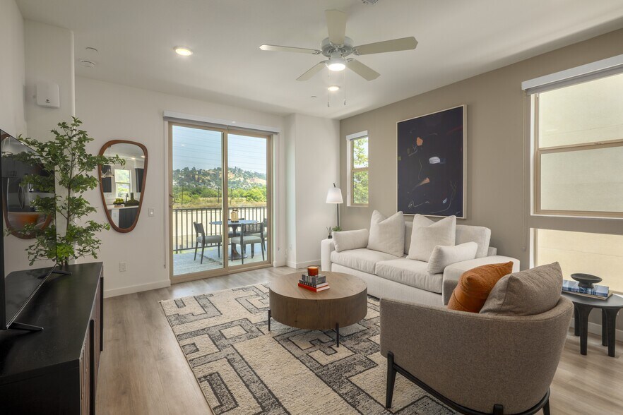 More Photos Of 1771 Blake Ave, Los Angeles Apartments For Lease