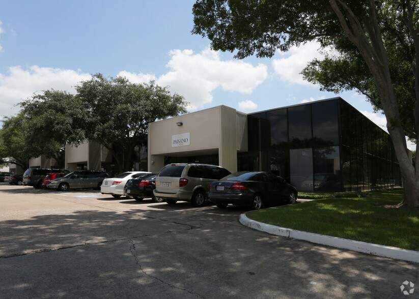 Primary Photo Of 10610-10618 Rockley Rd, Houston Unknown For Lease