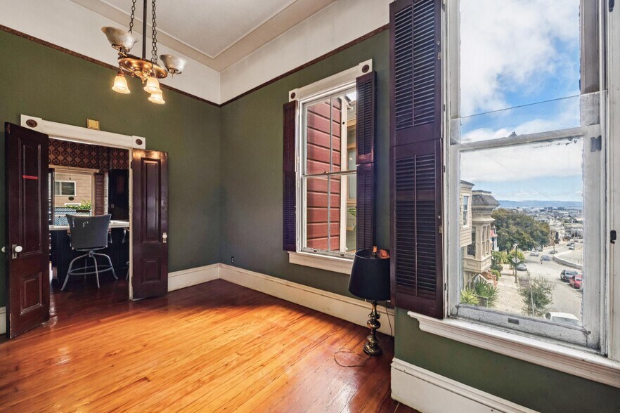 More Photos Of 19 Danvers St, San Francisco Apartments For Sale